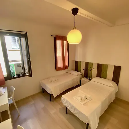 Buonarroti 6 Apartamento Florença
