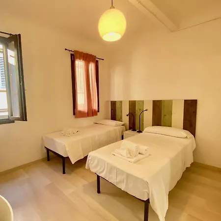 Buonarroti 6 Apartment *